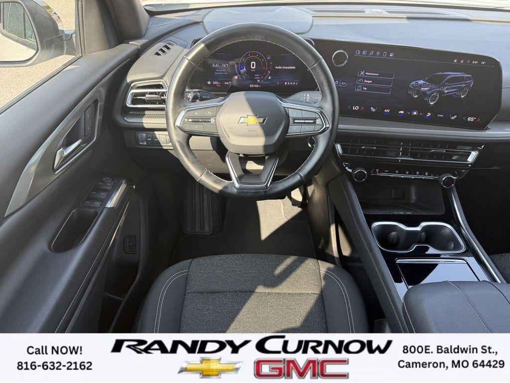 used 2024 Chevrolet Traverse car, priced at $39,588