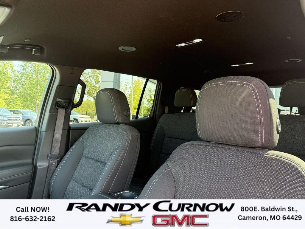 used 2024 Chevrolet Traverse car, priced at $39,588