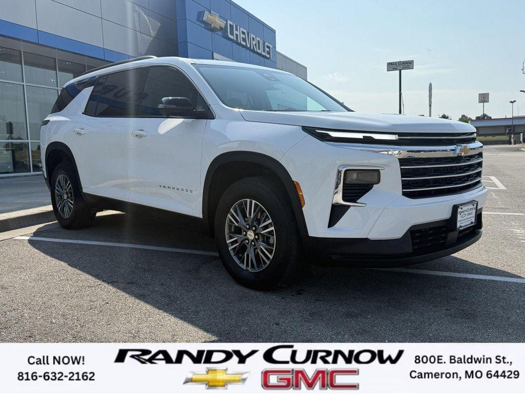 used 2024 Chevrolet Traverse car, priced at $39,588