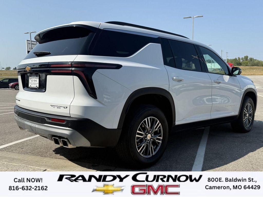 used 2024 Chevrolet Traverse car, priced at $39,588