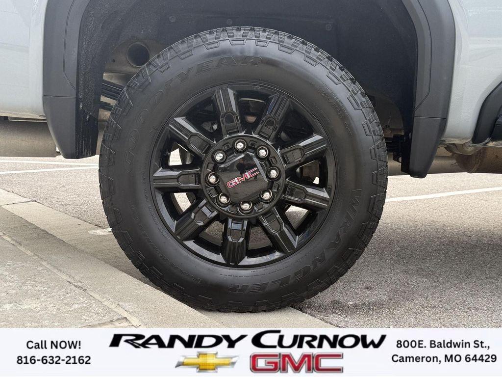 used 2025 GMC Sierra 2500 car, priced at $79,900