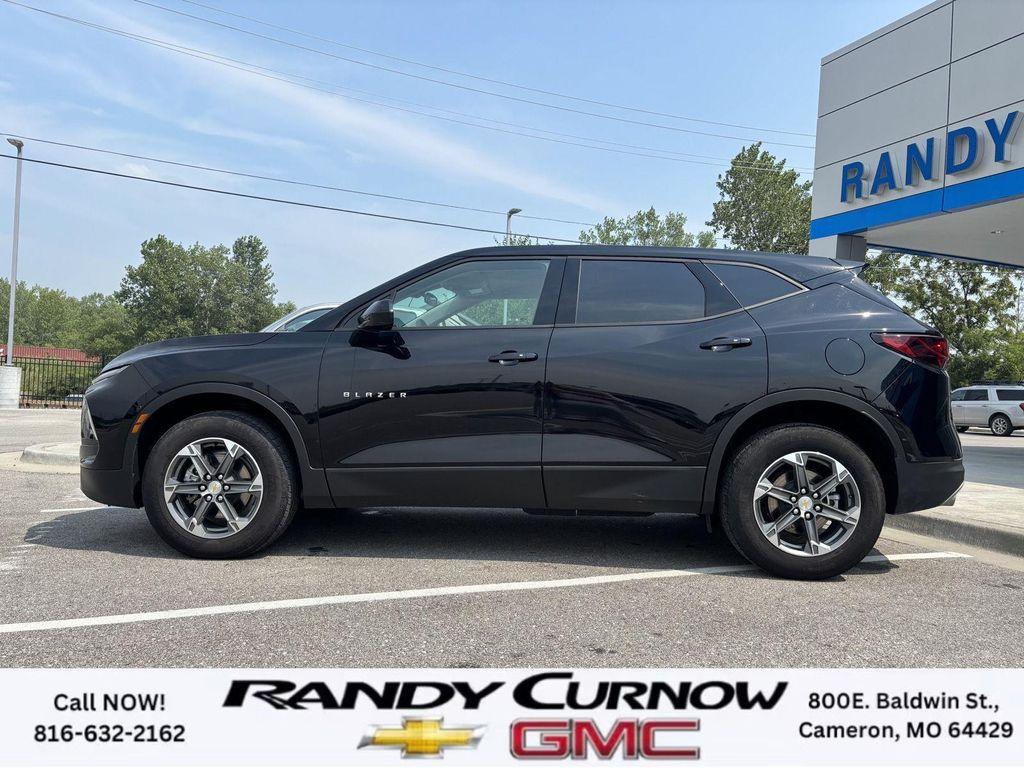 used 2025 Chevrolet Blazer car, priced at $31,900