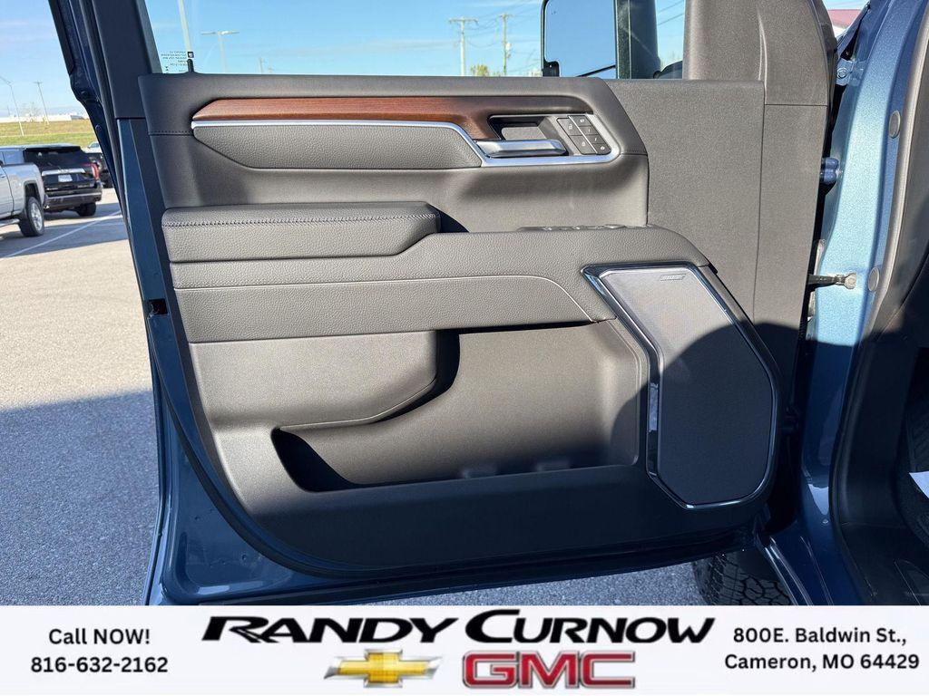 new 2026 GMC Sierra 2500 car, priced at $90,485