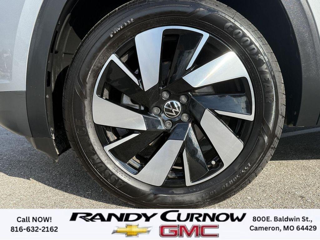 used 2024 Volkswagen Atlas Cross Sport car, priced at $30,987