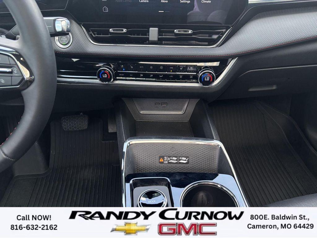 used 2025 Chevrolet Equinox car, priced at $34,988