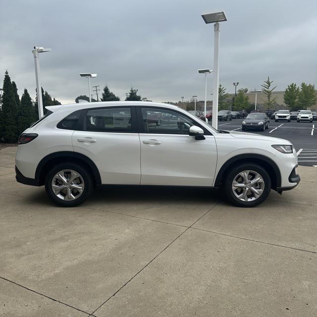 new 2025 Honda HR-V car, priced at $28,405