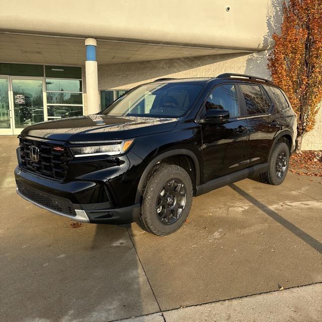 new 2025 Honda Pilot car, priced at $48,795