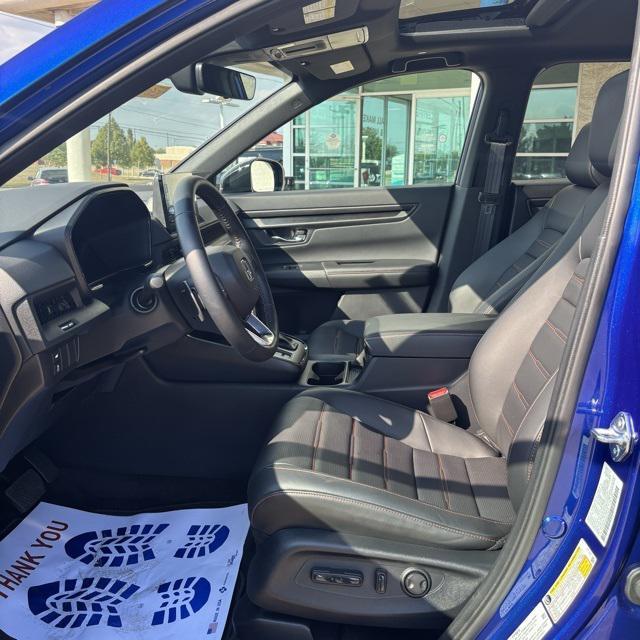 used 2025 Honda CR-V Hybrid car, priced at $37,250