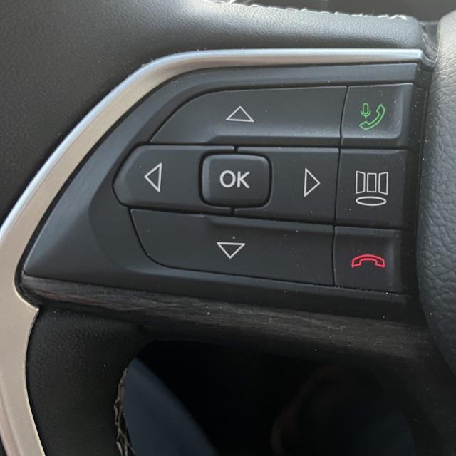 used 2023 Jeep Grand Cherokee L car, priced at $31,570