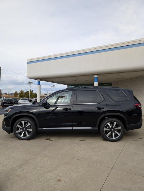 new 2025 Honda Pilot car, priced at $50,495