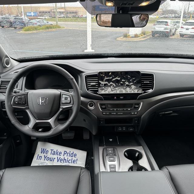 new 2025 Honda Ridgeline car, priced at $43,875