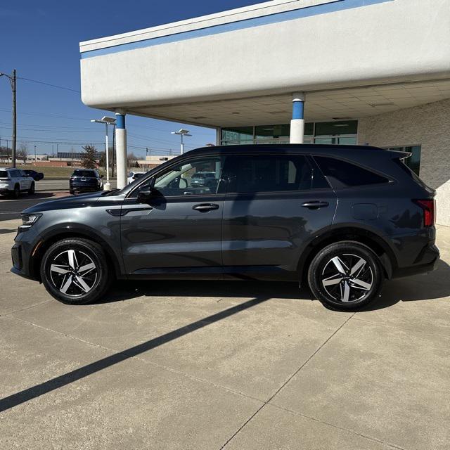 used 2023 Kia Sorento car, priced at $28,950