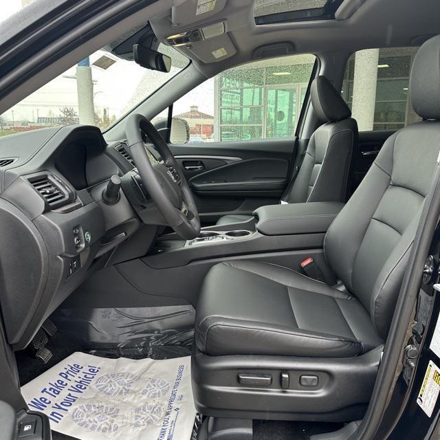 new 2025 Honda Ridgeline car, priced at $44,430