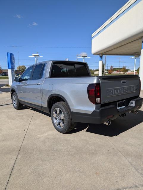 new 2025 Honda Ridgeline car, priced at $43,875