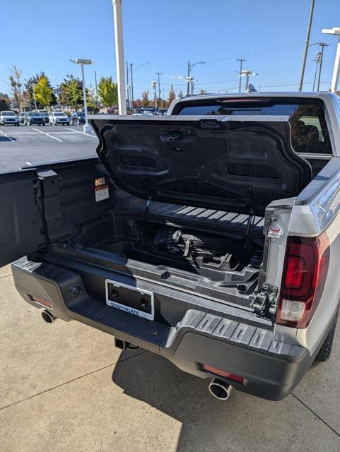 new 2025 Honda Ridgeline car, priced at $43,875