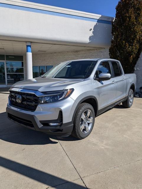 new 2025 Honda Ridgeline car, priced at $43,875