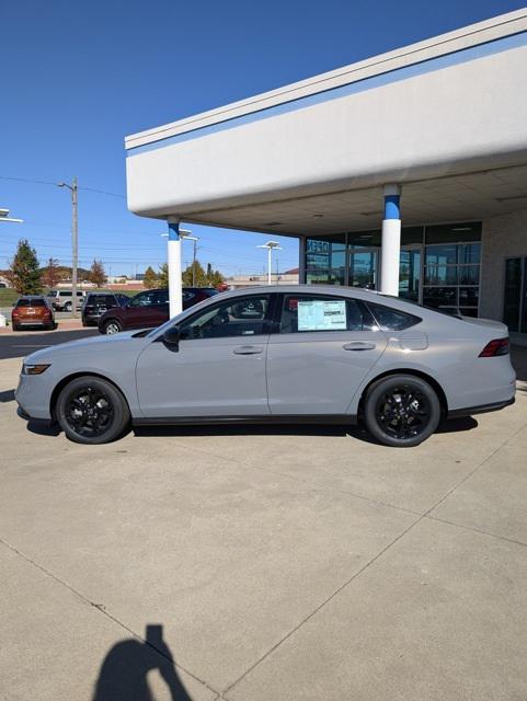 new 2025 Honda Accord car, priced at $31,610