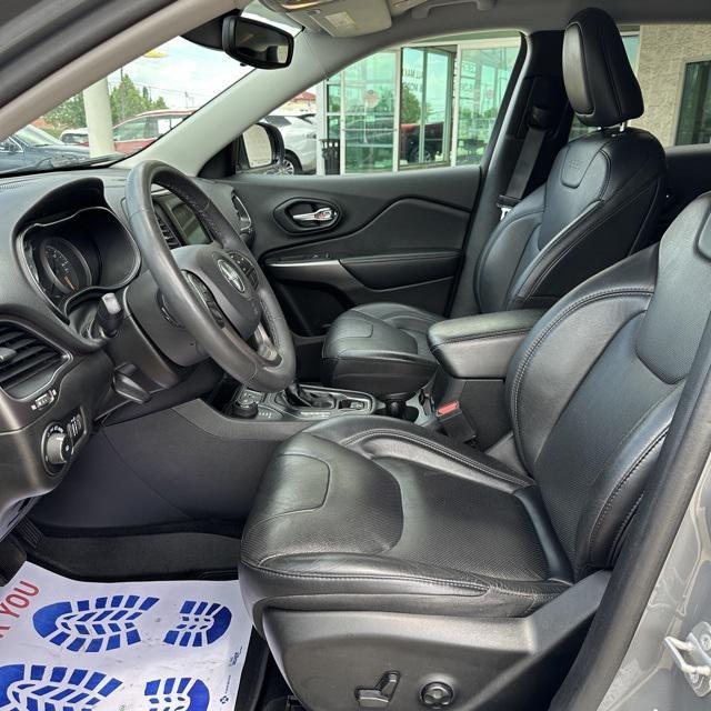 used 2021 Jeep Cherokee car, priced at $19,095