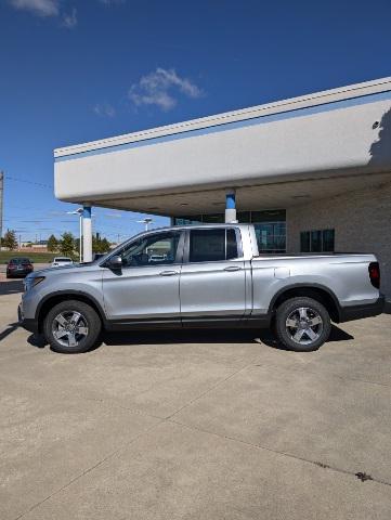 new 2025 Honda Ridgeline car, priced at $43,875