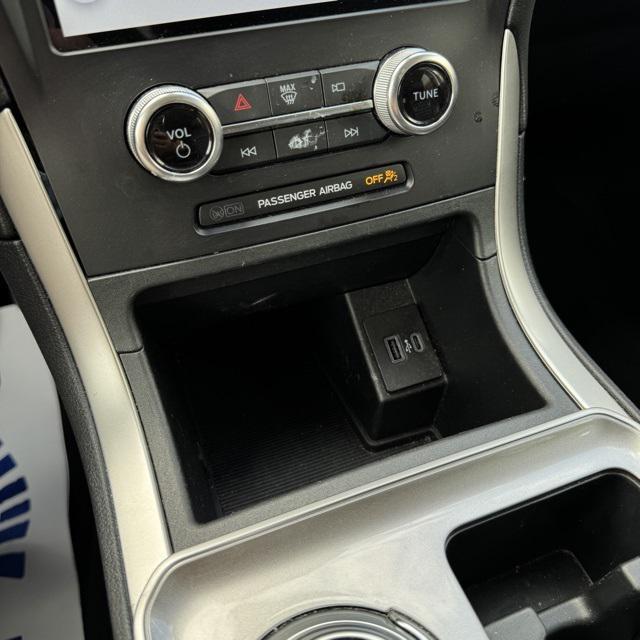 used 2024 Ford Edge car, priced at $24,310