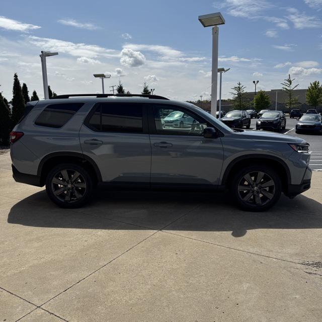 new 2025 Honda Pilot car, priced at $44,480