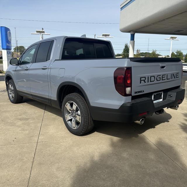 new 2025 Honda Ridgeline car, priced at $42,885