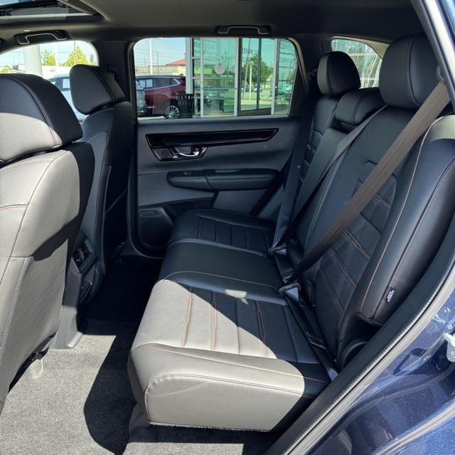 new 2026 Honda CR-V Hybrid car, priced at $43,700
