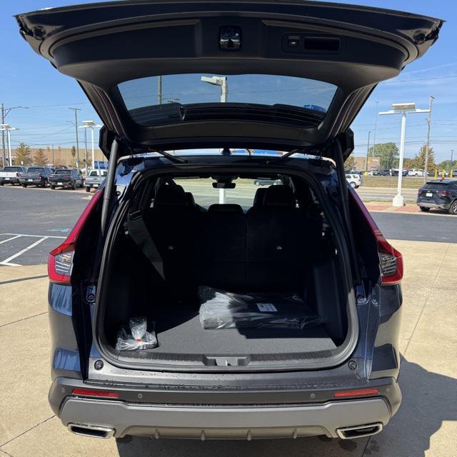 new 2026 Honda CR-V Hybrid car, priced at $43,700