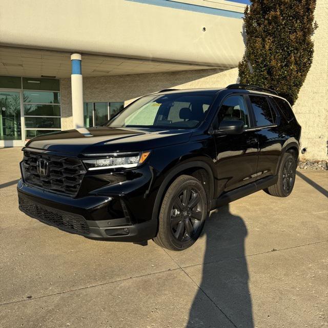 new 2025 Honda Pilot car, priced at $43,295