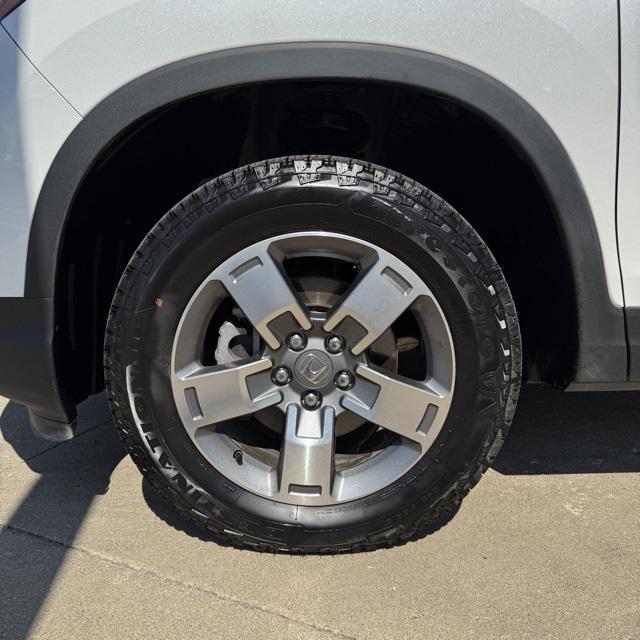 used 2025 Honda Ridgeline car, priced at $38,795