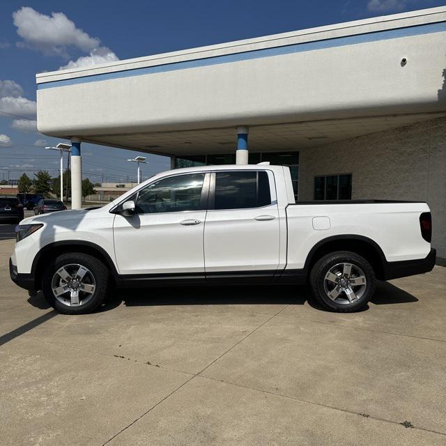 new 2025 Honda Ridgeline car, priced at $43,330