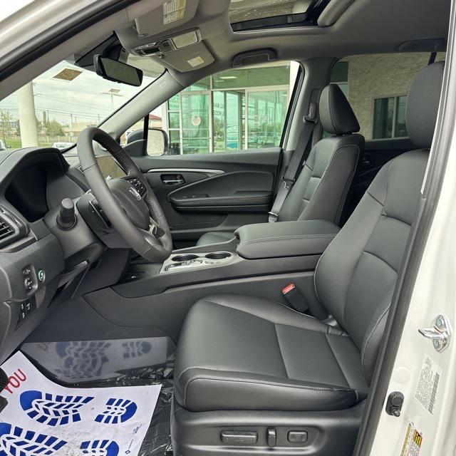 new 2025 Honda Ridgeline car, priced at $42,885
