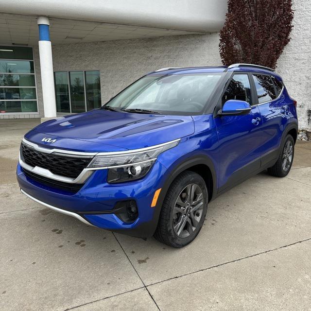 used 2023 Kia Seltos car, priced at $22,180