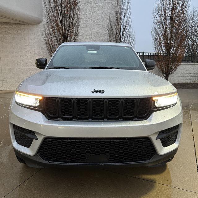 used 2024 Jeep Grand Cherokee car, priced at $37,840