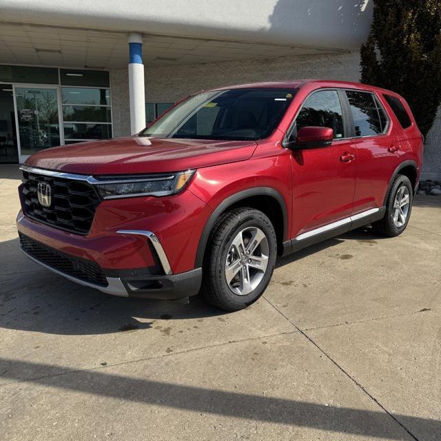 new 2025 Honda Pilot car, priced at $47,050