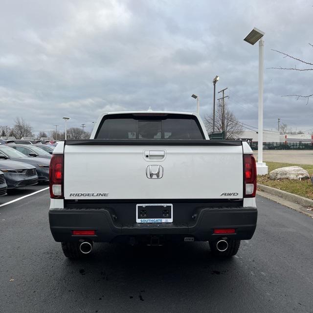 new 2025 Honda Ridgeline car, priced at $43,155