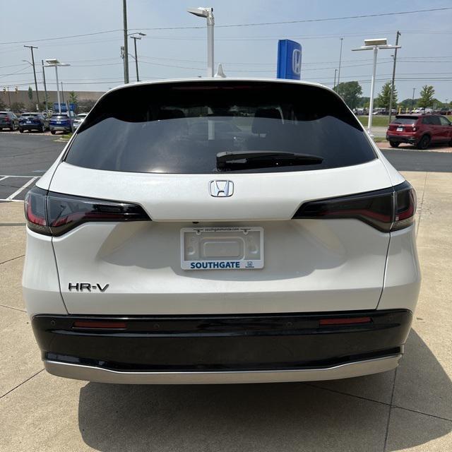 new 2025 Honda HR-V car, priced at $32,355