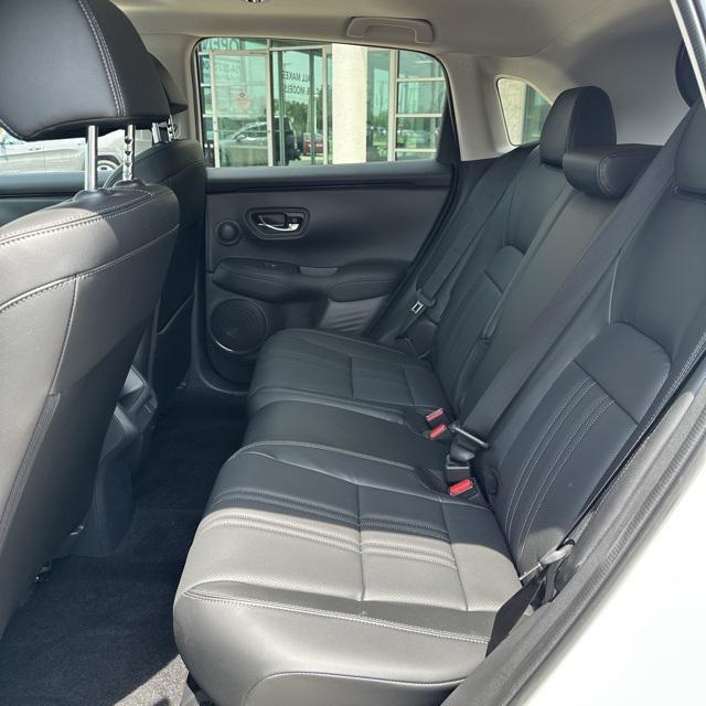 new 2025 Honda HR-V car, priced at $32,355