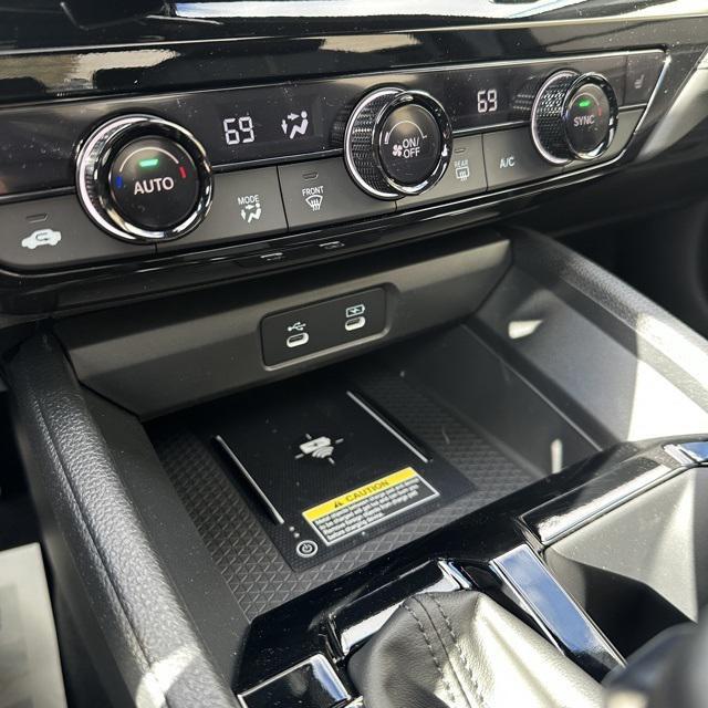 new 2025 Honda Accord Hybrid car, priced at $35,205