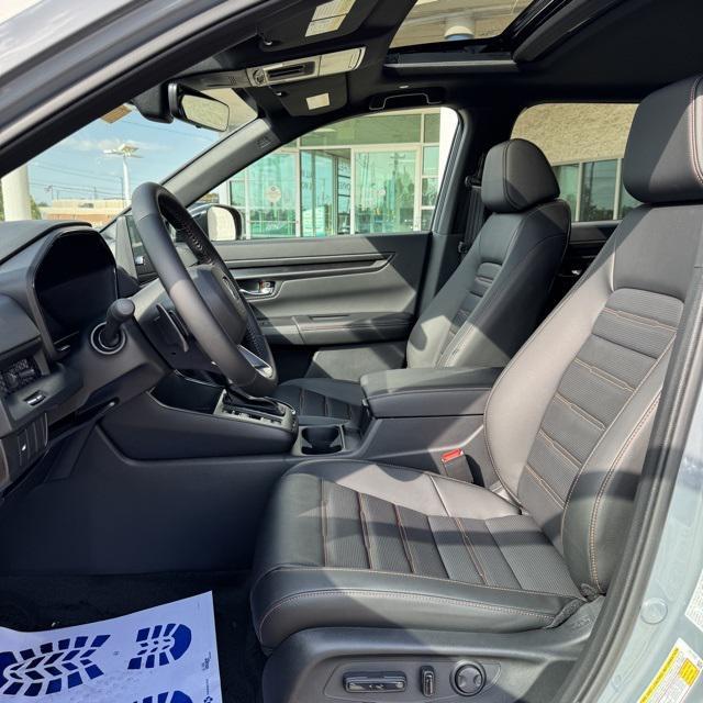 new 2026 Honda CR-V Hybrid car, priced at $42,130