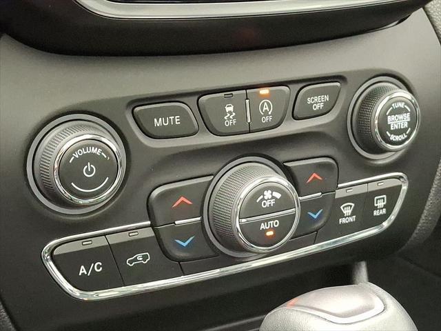 used 2021 Jeep Cherokee car, priced at $23,235