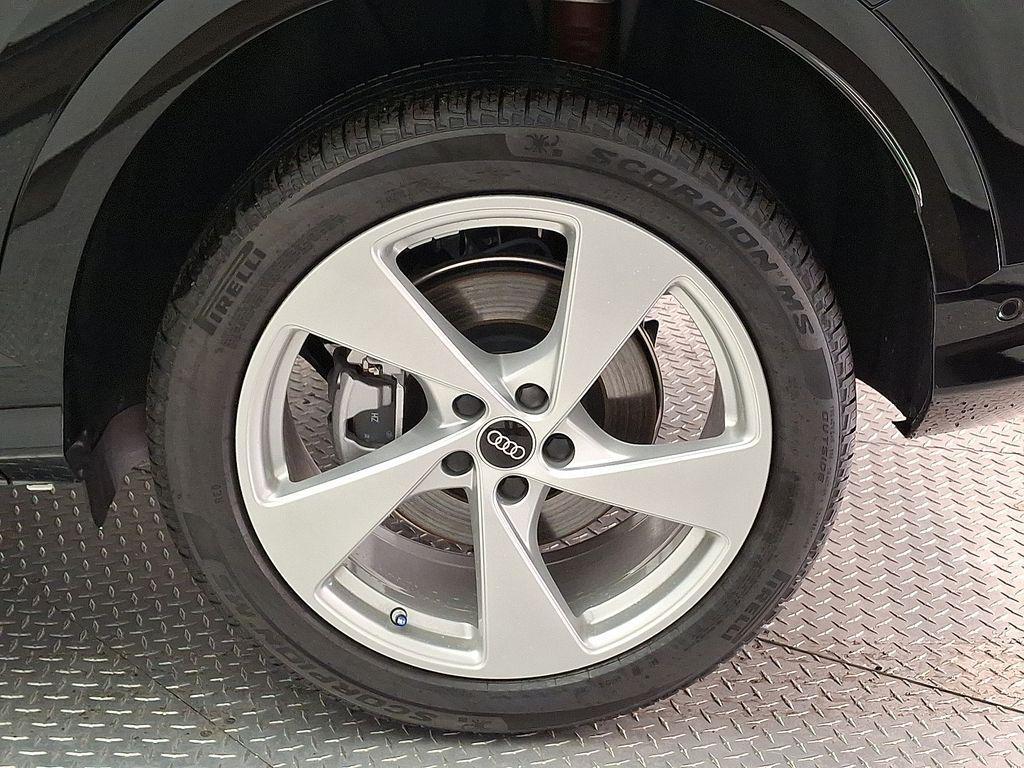 new 2025 Audi Q5 car, priced at $60,480