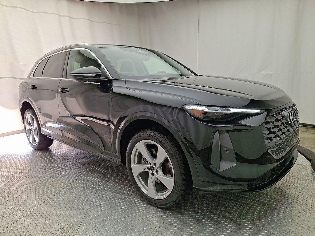 new 2025 Audi Q5 car, priced at $60,480