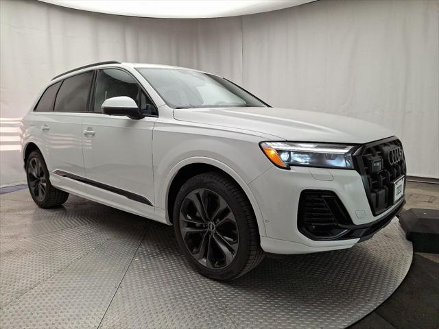 new 2025 Audi Q7 car, priced at $77,880