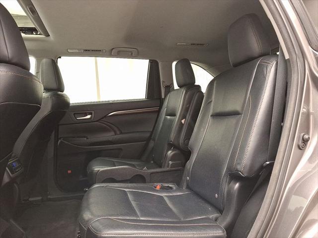 used 2014 Toyota Highlander car, priced at $14,995
