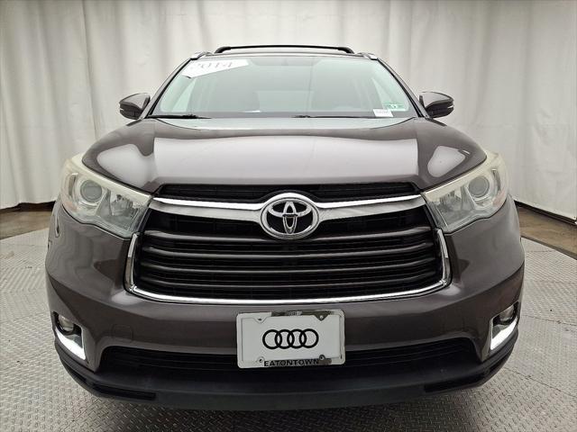 used 2014 Toyota Highlander car, priced at $14,995