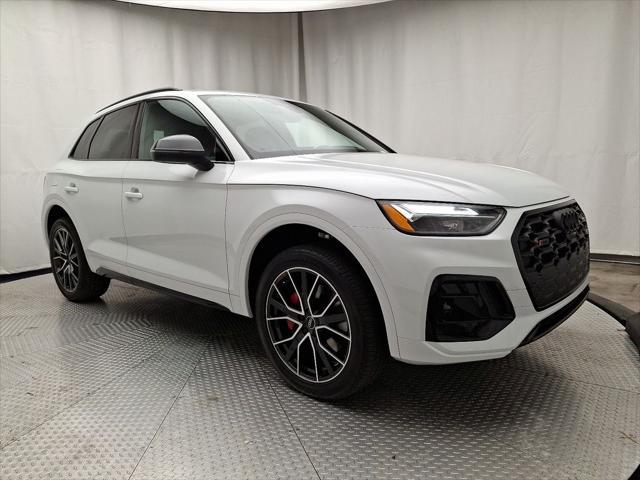 new 2025 Audi SQ5 car, priced at $70,270