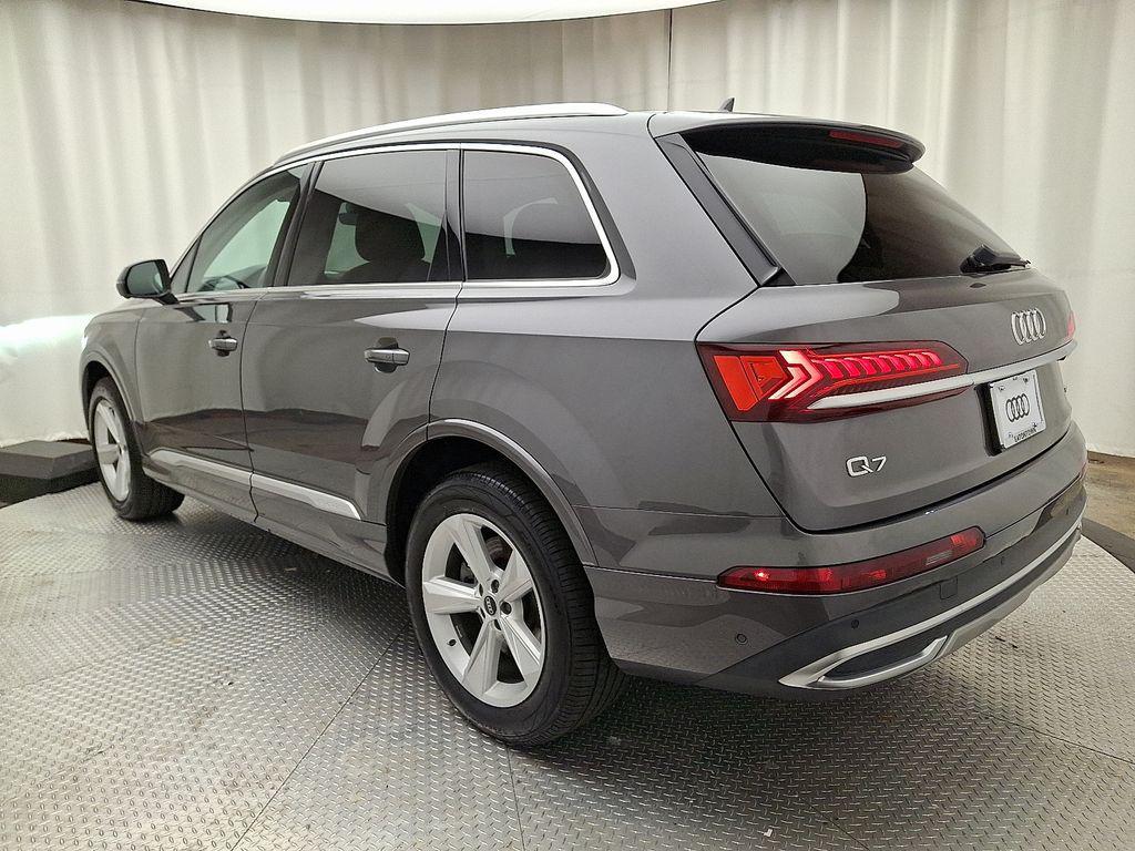 used 2021 Audi Q7 car, priced at $26,998