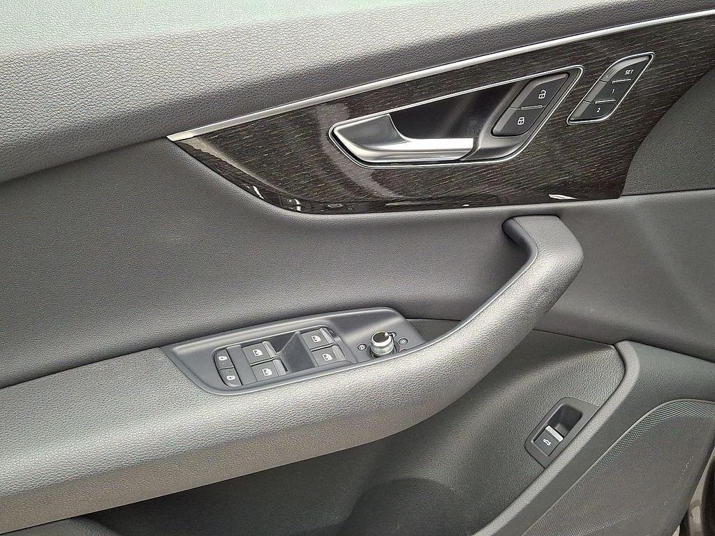 used 2021 Audi Q7 car, priced at $26,998