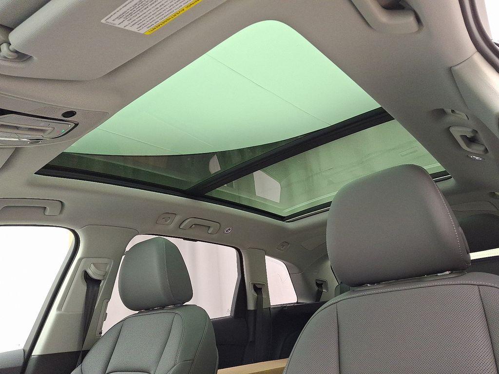 new 2025 Audi Q7 car, priced at $76,990